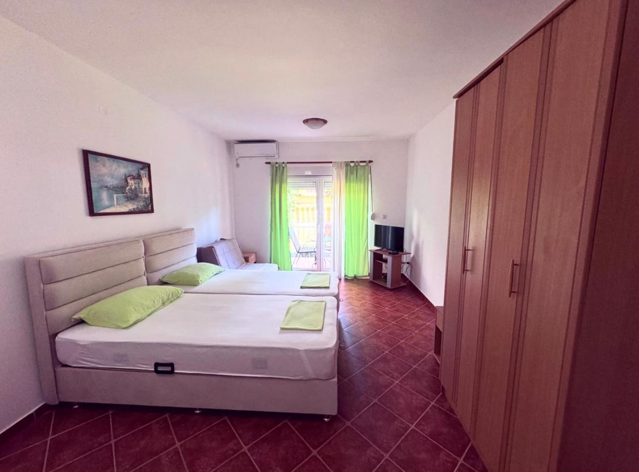 Guesthouse Mb Knezevic Budua Esterno foto