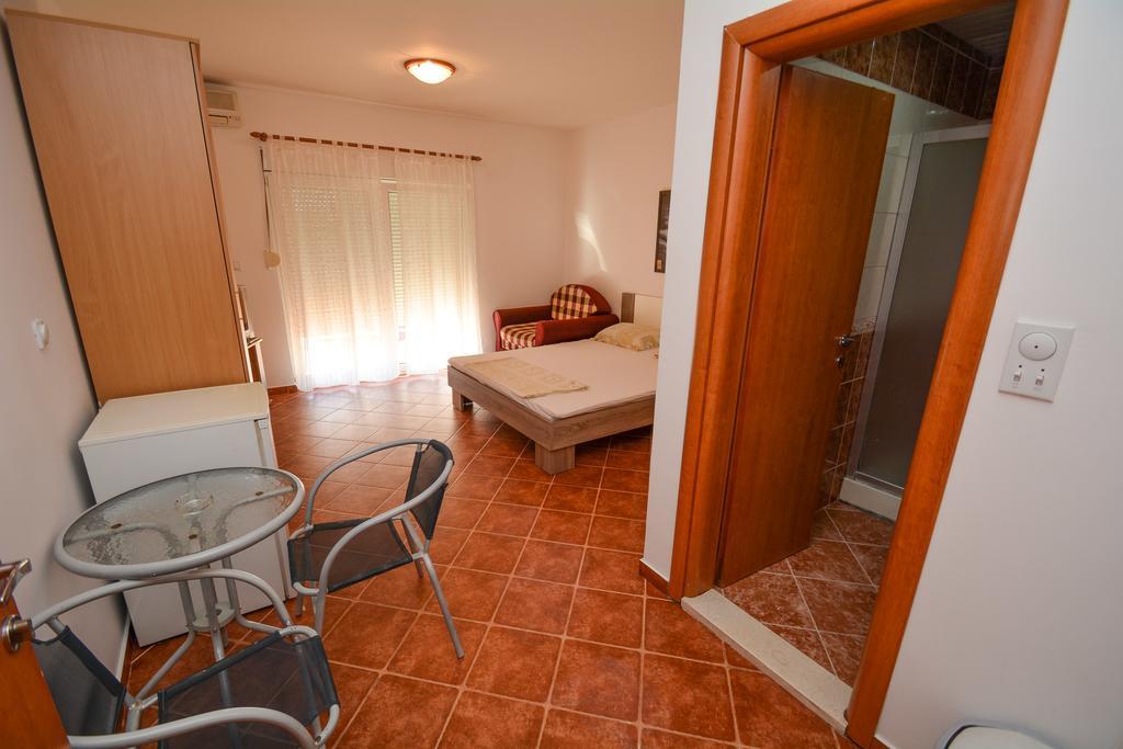 Guesthouse Mb Knezevic Budua Esterno foto