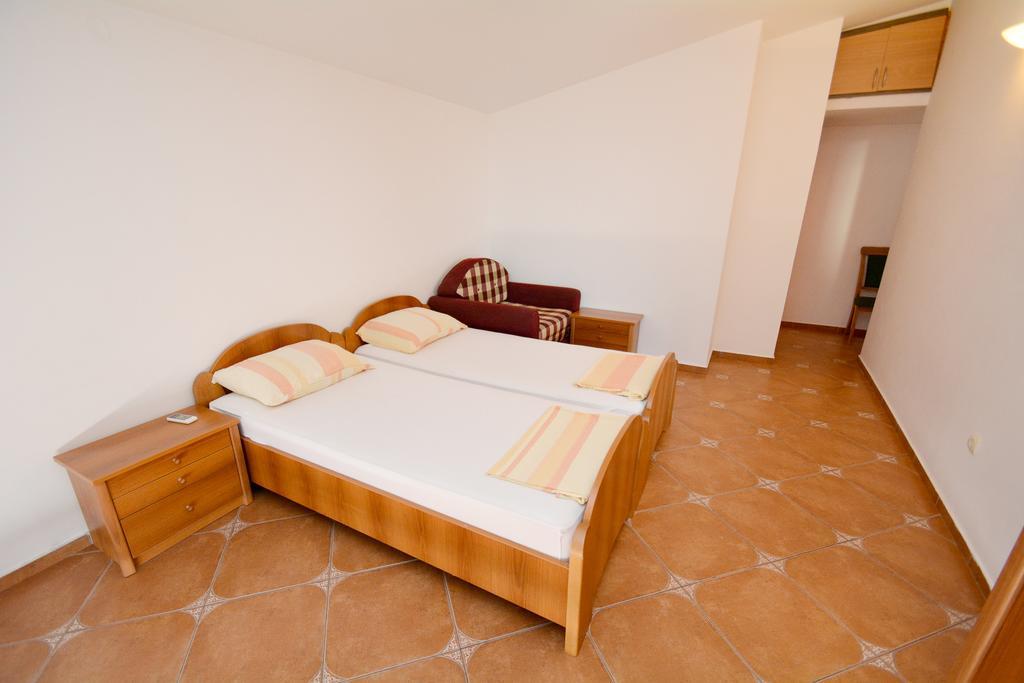Guesthouse Mb Knezevic Budua Esterno foto