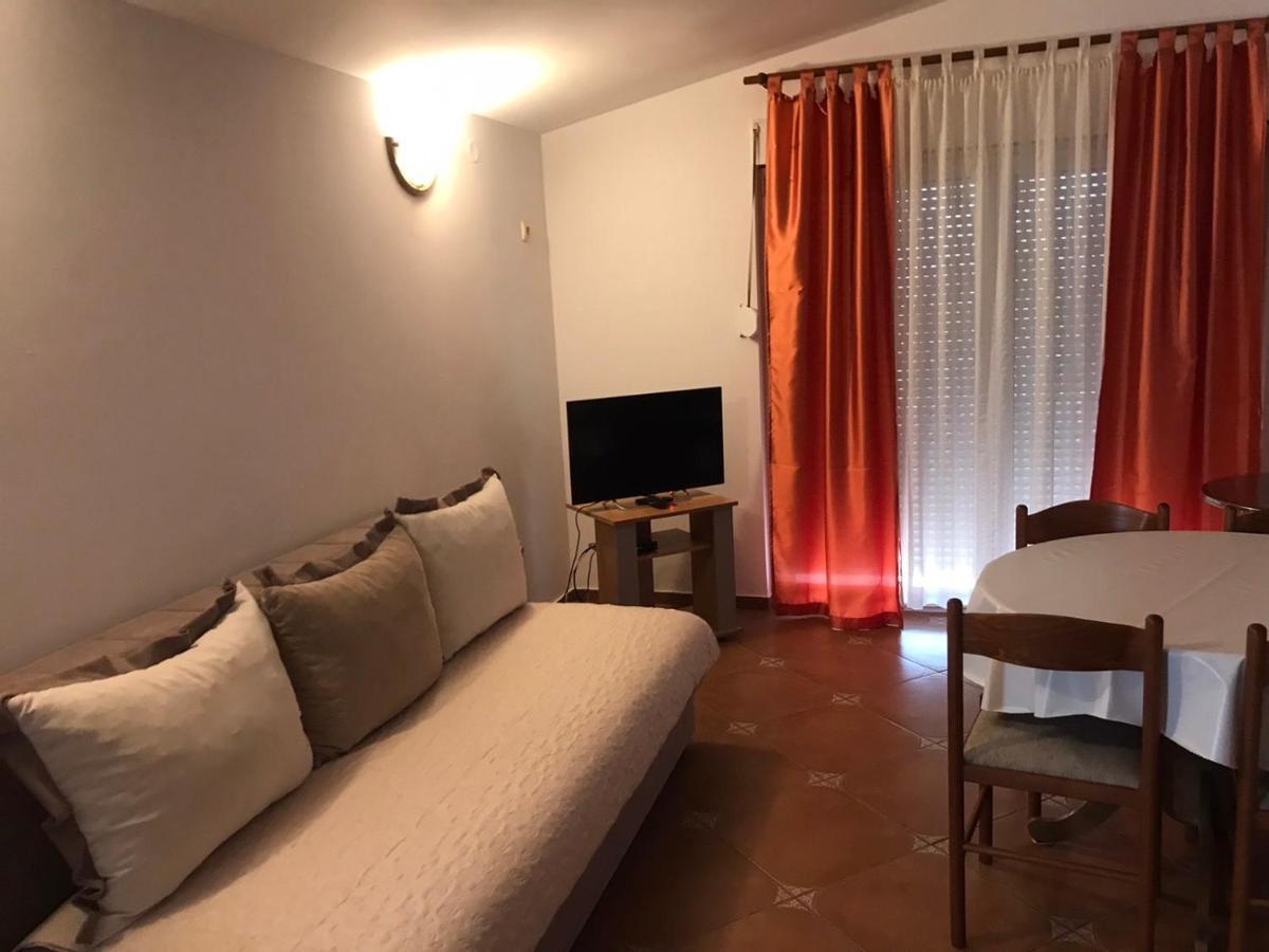 Guesthouse Mb Knezevic Budua Esterno foto